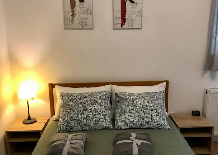 Quiet, Green, Relaxing Place - 3 Bedroom Villa