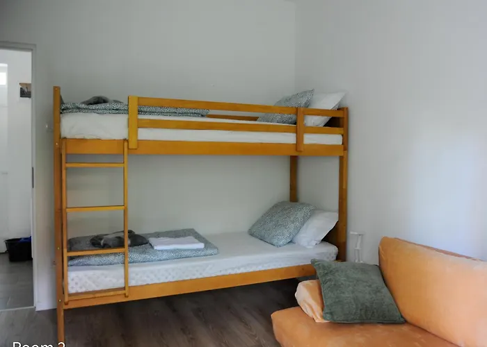 Quiet, Green, Relaxing Place - 3 Bedroom * Balatonfüred