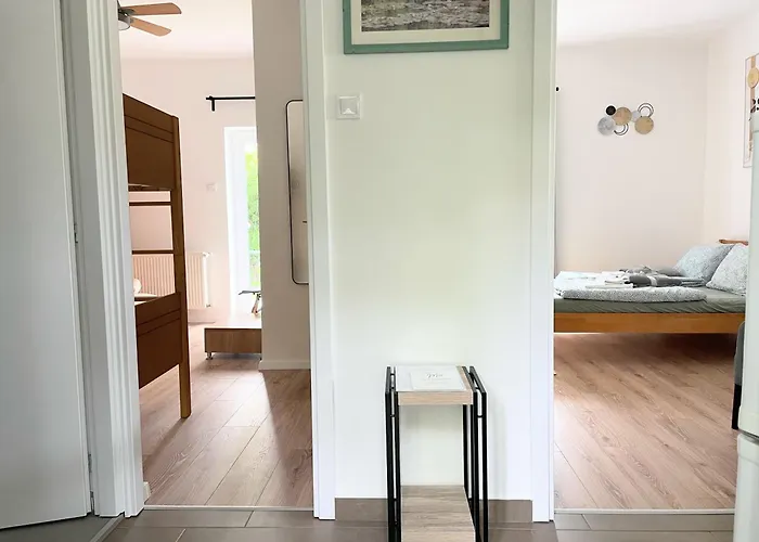 Quiet, Green, Relaxing Place - 3 Bedroom Willa