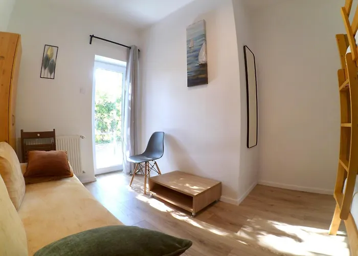 Quiet, Green, Relaxing Place - 3 Bedroom Willa *